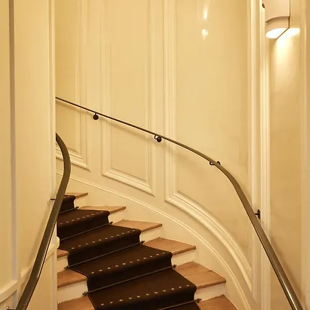 Highstay Maisons - Boétie 4*