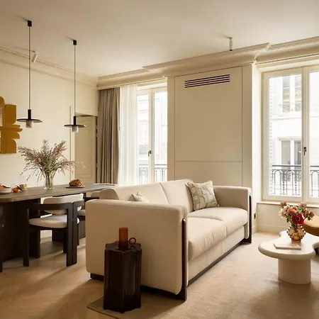 Highstay Maisons - Boétie 4*